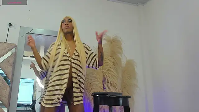 madisson bigcock online show from September 19, 2025, 5:28 pm