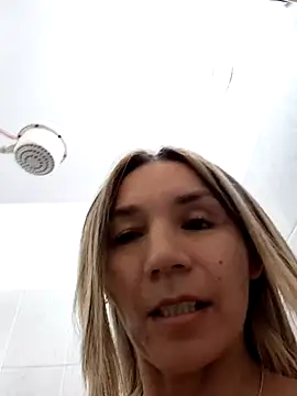 Ms lunaRose online show from June 17, 2026, 3:44 pm
