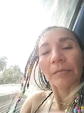 Snapshot of Ms_lunaRose chatting on October 11, 2025, 9:16 pm Ms lunaRose online show from October 11, 2025, 9:16 pm