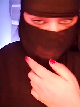 Snapshot of lilyan12 chatting on March 18, 2026, 12:14 am lilyan12 online show from March 18, 2026, 12:14 am