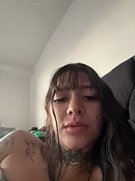 Miss-Jimena online show from November 8, 2025, 9:40 pm