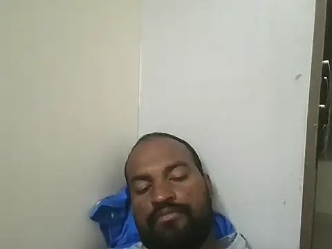 Snapshot of king_godgm chatting on December 17, 2025, 2:00 pm king godgm online show from December 17, 2025, 2:00 pm