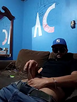 Vergudo19420 online show from November 15, 2025, 2:48 am