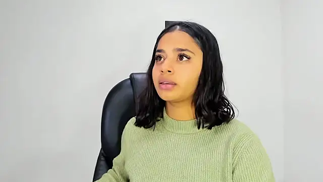 Snapshot of ScarletDoll chatting on November 19, 2025, 4:12 am ScarletDoll online show from November 19, 2025, 4:12 am