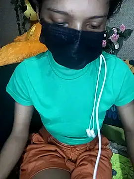 Snapshot of emali_baba chatting on April 22, 2026, 7:59 am emali baba online show from April 22, 2026, 7:59 am