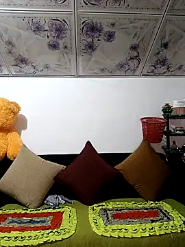Snapshot of emali_baba chatting on May 7, 2026, 9:34 am emali baba online show from May 7, 2026, 9:34 am