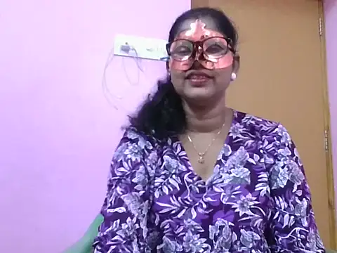 kavya1 online show from November 3, 2025, 2:42 pm