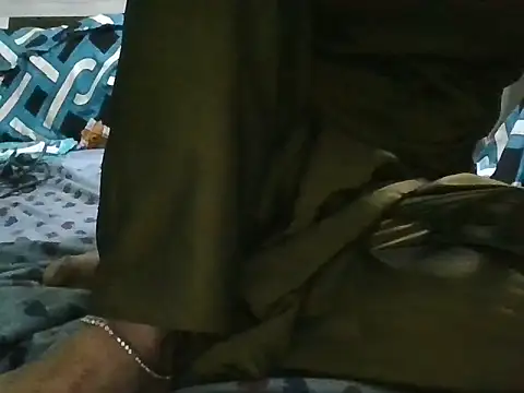 Roshani hoty online show from January 18, 2026, 5:16 pm