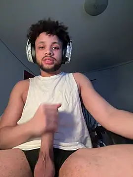 Troydaddy578 online show from February 13, 2026, 6:13 am