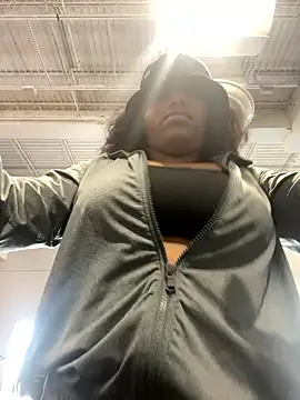 princesslivv online show from January 6, 2026, 5:28 pm