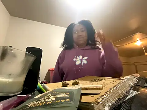 Snapshot of princesslivv chatting on October 25, 2025, 7:03 pm princesslivv online show from October 25, 2025, 7:03 pm