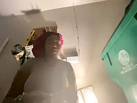 Snapshot of princesslivv chatting on October 21, 2025, 8:08 pm princesslivv online show from October 21, 2025, 8:08 pm