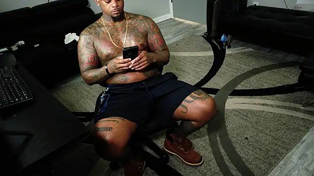 SLANGONDEMHOES online show from July 2, 2026, 5:08 pm