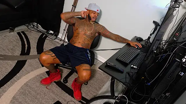 Snapshot of SLANGONDEMHOES chatting on November 7, 2025, 3:05 pm SLANGONDEMHOES online show from November 7, 2025, 3:05 pm