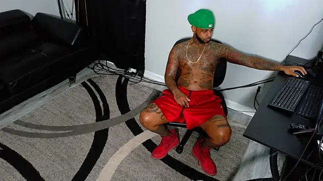 Snapshot of SLANGONDEMHOES chatting on November 25, 2025, 3:45 pm SLANGONDEMHOES online show from November 25, 2025, 3:45 pm