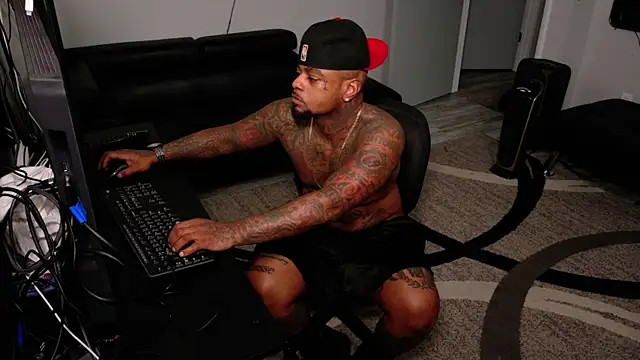 Snapshot of SLANGONDEMHOES chatting on May 7, 2026, 5:16 pm SLANGONDEMHOES online show from May 7, 2026, 5:16 pm