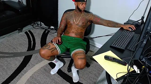 Snapshot of SLANGONDEMHOES chatting on November 22, 2025, 8:08 pm SLANGONDEMHOES online show from November 22, 2025, 8:08 pm