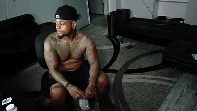 SLANGONDEMHOES online show from July 2, 2026, 3:23 am