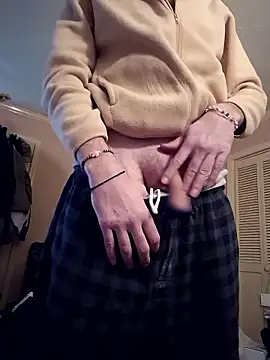 Snapshot of mresquared chatting on January 14, 2026, 5:11 am mresquared online show from January 14, 2026, 5:11 am