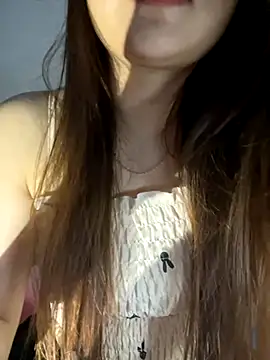 Hinne07 online show from September 24, 2025, 3:40 pm