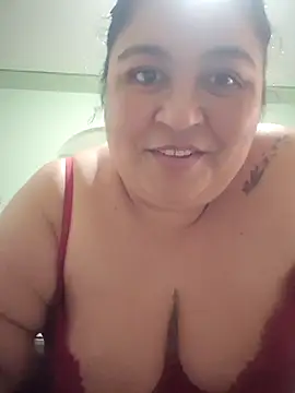curvy diva  online show from September 14, 2025, 9:37 pm