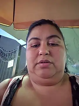 curvy diva  online show from October 16, 2025, 10:51 pm