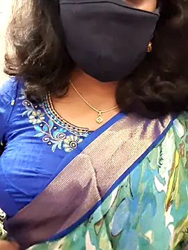 saritha29 online show from September 30, 2025, 4:57 pm