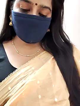 Snapshot of saritha29 chatting on June 17, 2026, 5:01 pm saritha29 online show from June 17, 2026, 5:01 pm