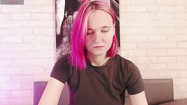 Snapshot of Ericha_Stone chatting on September 22, 2025, 8:09 am Ericha Stone online show from September 22, 2025, 8:09 am