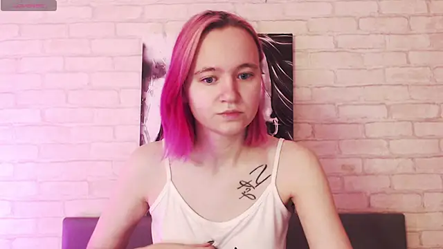 Snapshot of Ericha_Stone chatting on October 8, 2025, 1:18 am Ericha Stone online show from October 8, 2025, 1:18 am