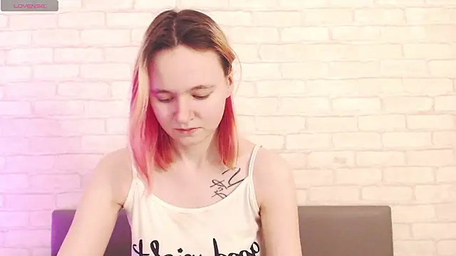 Ericha Stone online show from February 12, 2026, 1:16 am