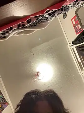 StylishEchium online show from February 28, 2026, 7:24 pm