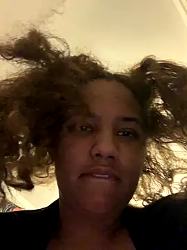 Snapshot of StylishEchium chatting on October 5, 2025, 3:36 pm StylishEchium online show from October 5, 2025, 3:36 pm