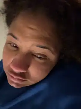 StylishEchium online show from March 24, 2026, 5:46 pm