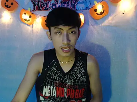 Snapshot of Make_your_ladyxx chatting on October 16, 2025, 8:00 am Make your ladyxx online show from October 16, 2025, 8:00 am