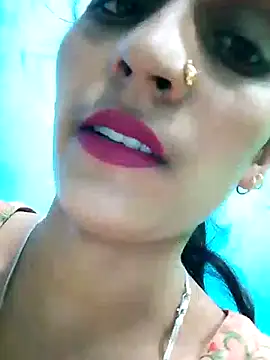 Snapshot of Pahadi_couple chatting on October 15, 2025, 4:26 pm Pahadi couple online show from October 15, 2025, 4:26 pm