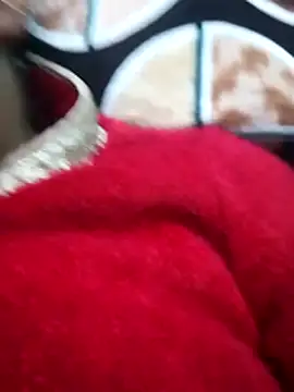 Snapshot of Pahadi_couple chatting on October 14, 2025, 5:13 pm Pahadi couple online show from October 14, 2025, 5:13 pm