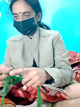 Snapshot of Pahadi_couple chatting on November 4, 2025, 6:06 am Pahadi couple online show from November 4, 2025, 6:06 am