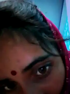 Snapshot of Pahadi_couple chatting on November 21, 2025, 10:47 am Pahadi couple online show from November 21, 2025, 10:47 am