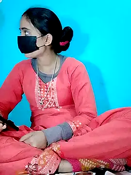 Snapshot of Pahadi_couple chatting on November 7, 2025, 8:30 am Pahadi couple online show from November 7, 2025, 8:30 am