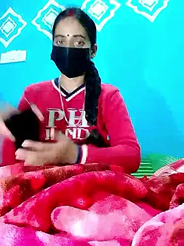 Snapshot of Pahadi_couple chatting on November 30, 2025, 5:19 am Pahadi couple online show from November 30, 2025, 5:19 am