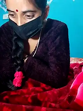 Snapshot of Pahadi_couple chatting on November 27, 2025, 4:13 am Pahadi couple online show from November 27, 2025, 4:13 am