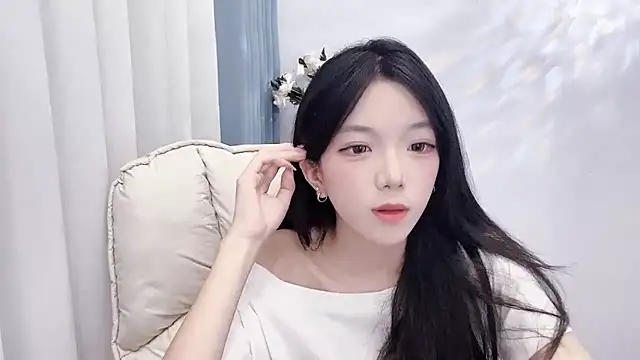 TyTing-214 online show from September 27, 2025, 1:06 pm