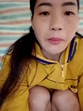 Snapshot of Georgia_here chatting on November 27, 2025, 12:33 am Georgia here online show from November 27, 2025, 12:33 am