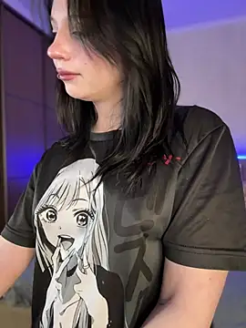 Snapshot of YourLittleDevil chatting on March 17, 2026, 5:21 am YourLittleDevil online show from March 17, 2026, 5:21 am