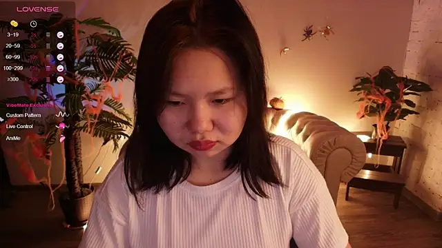 Snapshot of Moana_light chatting on October 25, 2025, 2:33 am Moana light online show from October 25, 2025, 2:33 am