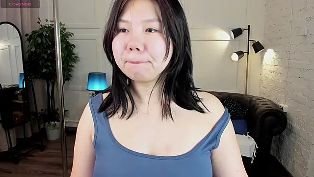 Snapshot of Moana_light chatting on November 30, 2025, 2:23 am Moana light online show from November 30, 2025, 2:23 am