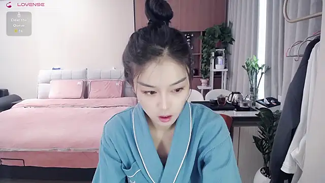 Snapshot of Xiao-zuzongl chatting on December 3, 2025, 3:18 am Xiao-zuzongl online show from December 3, 2025, 3:18 am