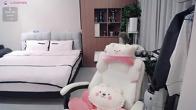 Snapshot of Xiao-zuzongl chatting on November 26, 2025, 1:27 am Xiao-zuzongl online show from November 26, 2025, 1:27 am