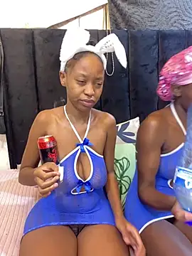 SexyPetitex25 online show from March 14, 2026, 8:48 pm